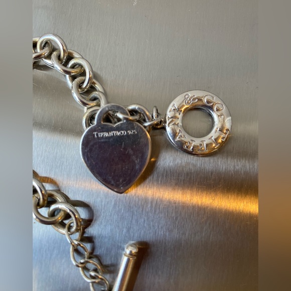 Tiffany Heart Tag Toggle Bracelet - Picture 6 of 7